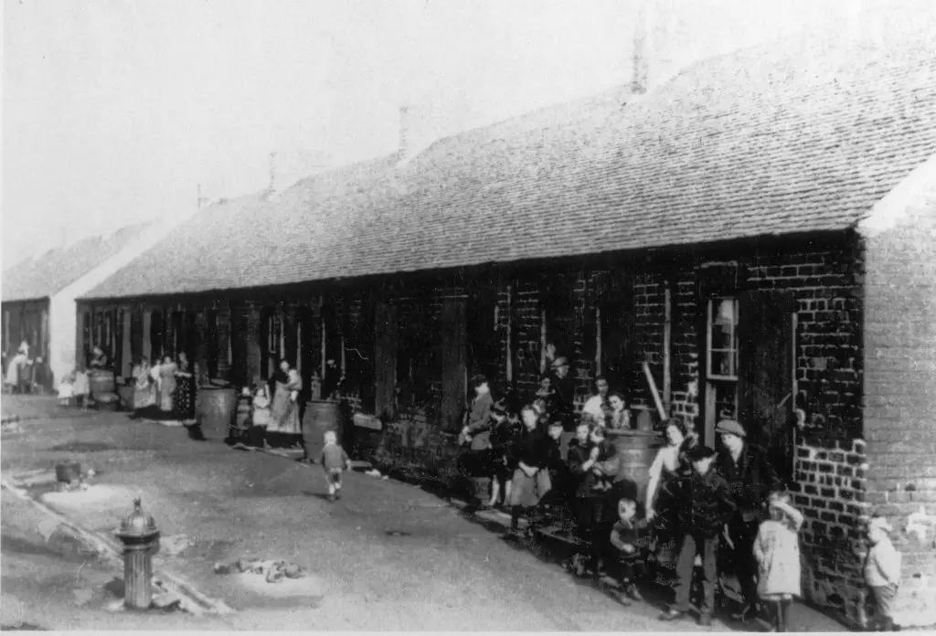 Lost Villages like East Benhar here , Castle Row